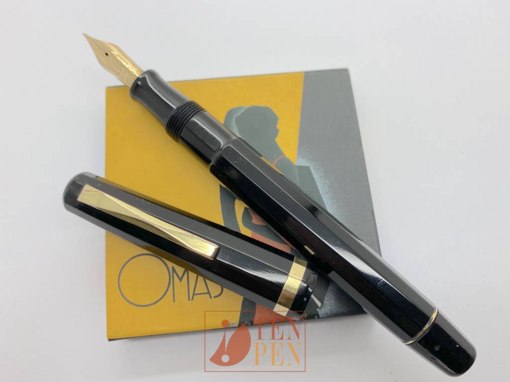 OMAS EXTRA 556/F black facetted celluloid - superb writer