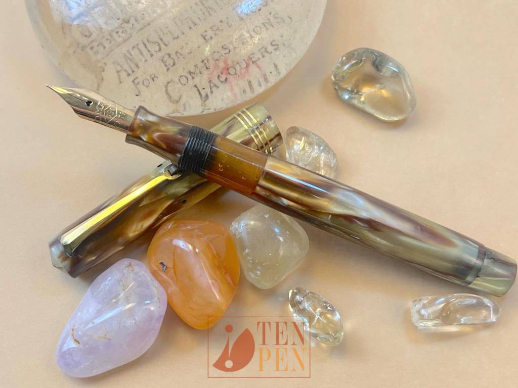 OMAS EXTRA 556 PISTON FILLER - 1946 CAPPUCCINO CELLULOID - FLEXIBLE NIB ...